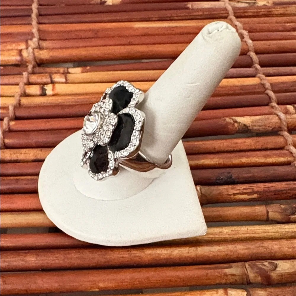 Lia Sophia Black and Silver Floral Ring Size 10